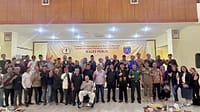 Foto Bersama di acara dialog publik SWI Depok